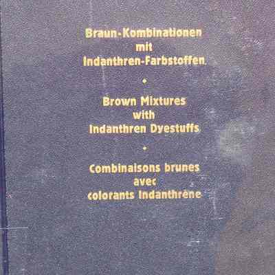 Brown mixtures with indanthren dyestuffs.