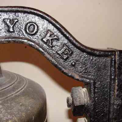 1990.01.01  inscription on front side of yoke