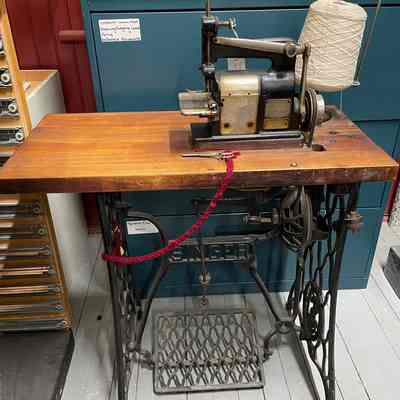 Blanket Whipper Stand