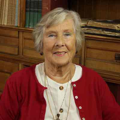 Mary Hugesson: Origformat: Print-Photographic
