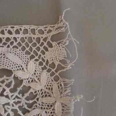Lace Strip
