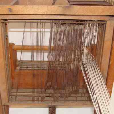 Detail of heddles