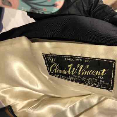 a) Dress jacket label