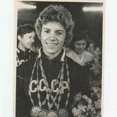 Latynina, L.