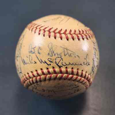 1949 Brooklyn Dodgers; Robinson, Campanella, Shotton, McCormick, Hodges, Banta, Connors, Cox, Shuba, Palica, Barney, Jorgensen, Snider, Hatten, Abrams, Erskine, Branca, Hermanski, Chandler, Van Cuyk, Whitman, Brown, Reese, Martin and more