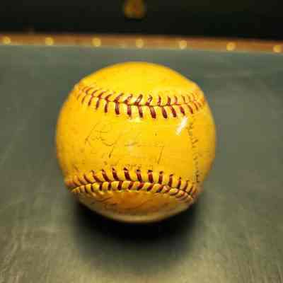 1930's Yankees; Gehrig, Lou; Rolfe, Selkirk, Powell, Pearson, Gomez, Keller, Gordon, Dickey, Murphy, Jorgens, Dahlgren, Ruffing, Pearson, Hadley, Haley, Henrich, Glenn and others