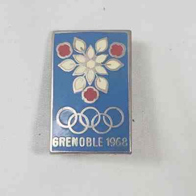 1968 Grenoble Olympics Pin and Keychain Medallion (2)