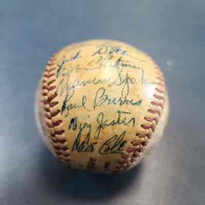 1957 or 1958 Milwaukee Braves; Warren Spahn, John Cooney, John Logan, Bob Buhl, Ed Mathews and 20 more