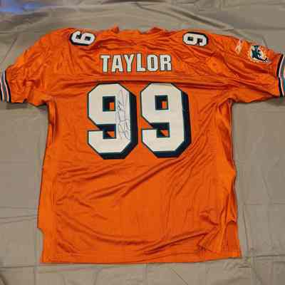 Taylor, Jason