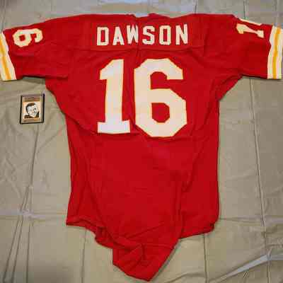 Dawson, Len