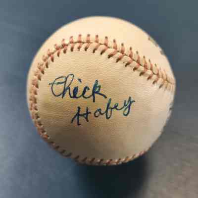 Hafey, Chick