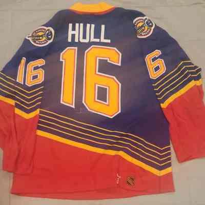 Hull, Brett