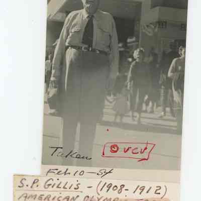 Gillis, Simon