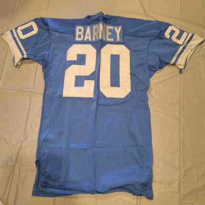Barney, Lem