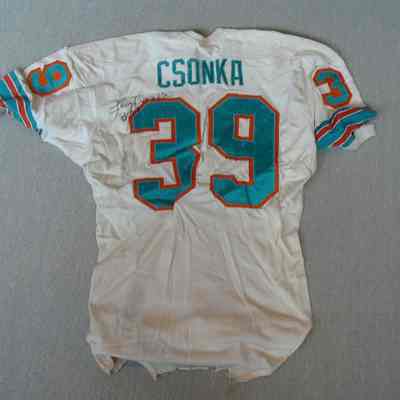 Csonka, Larry