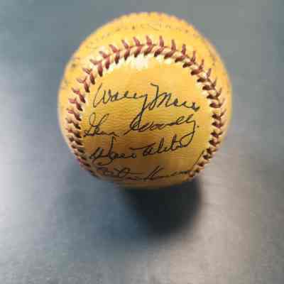 Early 1950's Yankees; Yogi Berra, Whitey Ford, Mickey Mantle Gene Woodling, Elston Howard and more