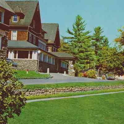 Administration and Office Buildings, AMA Center