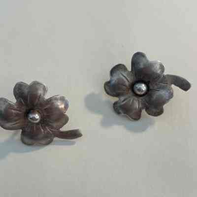 Earring