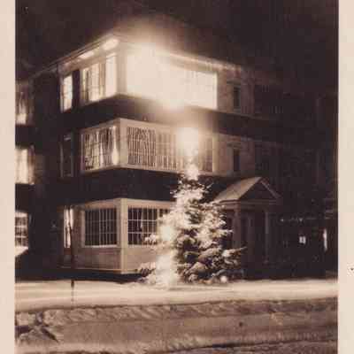 Photograph, Black-and-White