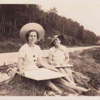 Jean North & (?) on Art Class Outing