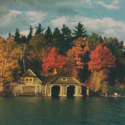 The Upper Boathouse at Pyramid Camp