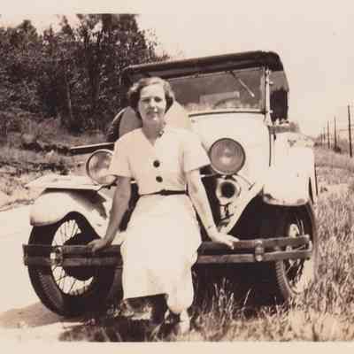 Jean North on Jones Car at Art Class Outing