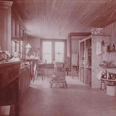 Trudeau Laboratory - 1894