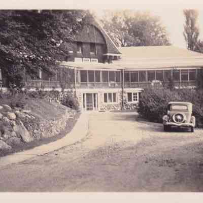 Photograph, Black-and-White