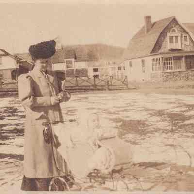 Photograph, Black-and-White