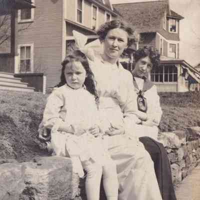 Photograph, Black-and-White