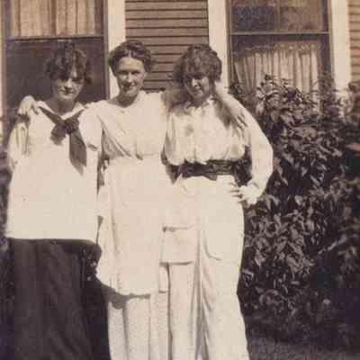 Photograph, Black-and-White