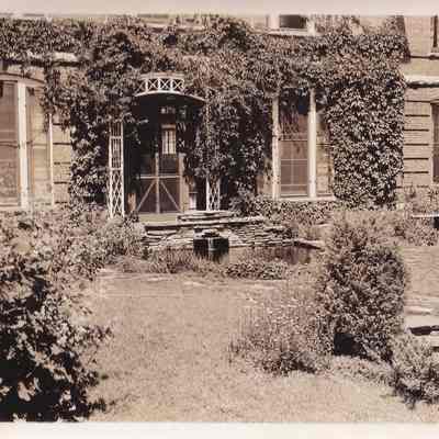 Photograph, Black-and-White