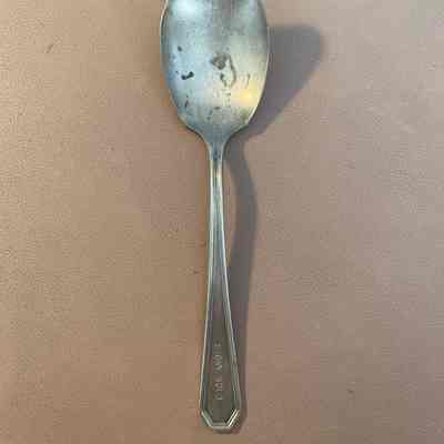 Spoon, Serving