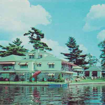 Gauthier's Lake Flower Tourist Court