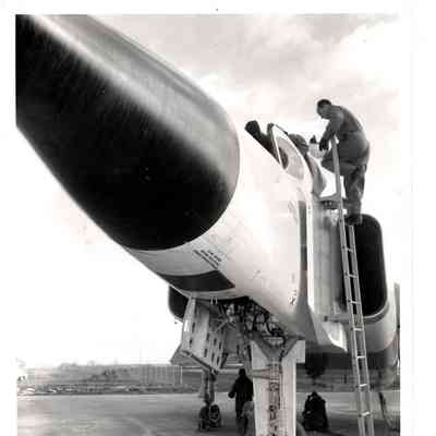 Avro image 76610