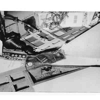 201 landing gear failure - accident Damage - image 34