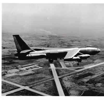 CL-52 (B-47) in flight with Iroquois mounted