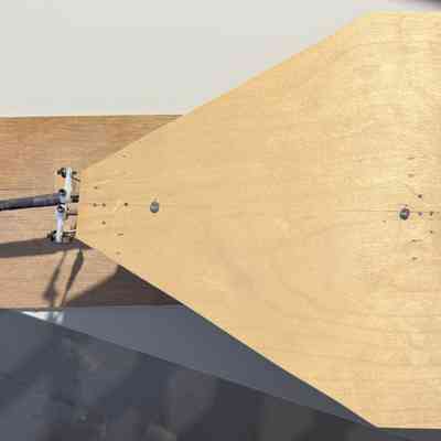 Arrow - 1/8 scale elevator hinge models by Tom Dugleby