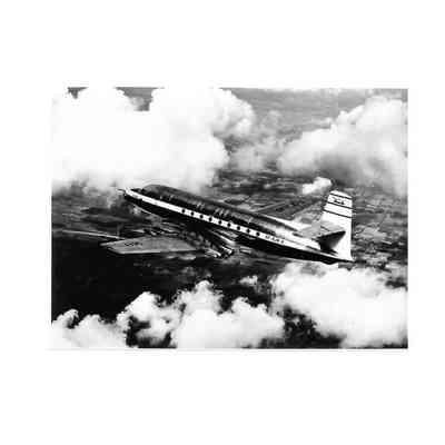 Black and White 5"x7" Photo of Avro Jetliner in Flight