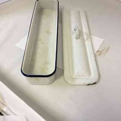 Sterilizing tray
