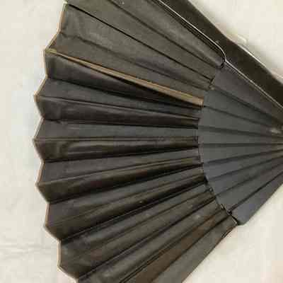 Black Painted Folding Fan