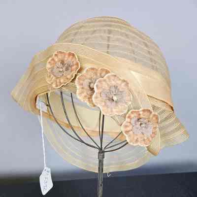 Women's Tan Straw Cloche w/ Velvet Flowers
