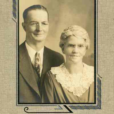 Thaddeus & Bertha Hammond