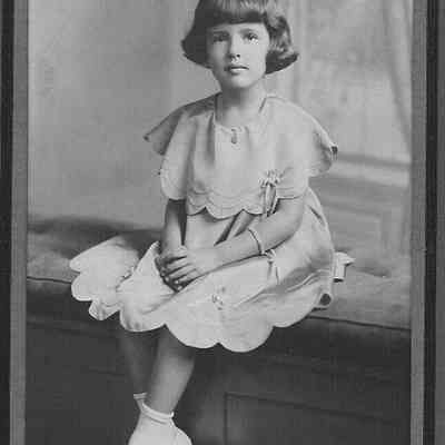 Smith, Nondas Young ?