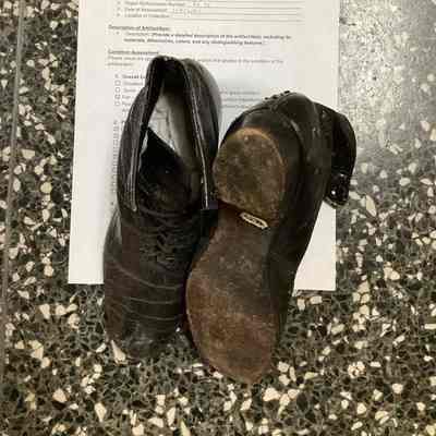 Women’s Black Leather Walking Boots