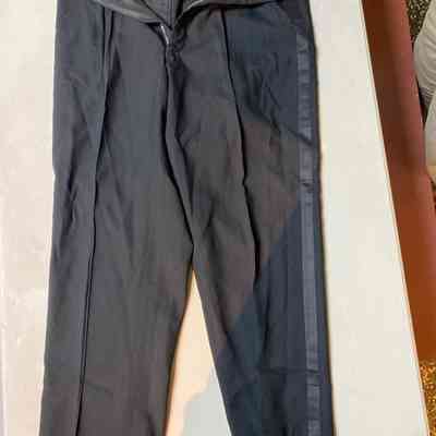 1985.003..02B: Formal pants black