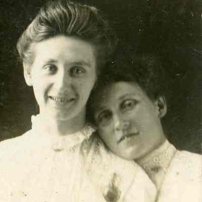 Dollie Marlin Wasson & Unidentified Woman