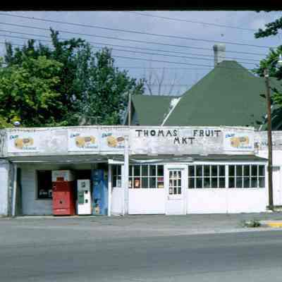 Thomas Fruit Market