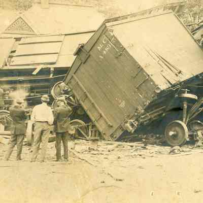 Waldron Train Wreck