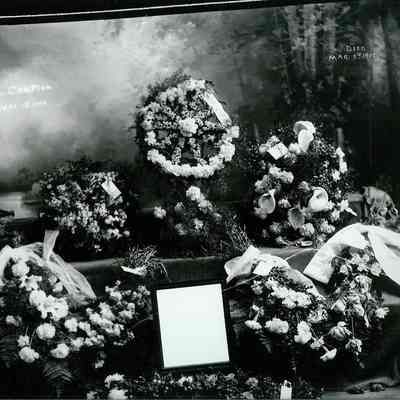 Compton, Callie M., Funeral Flowers